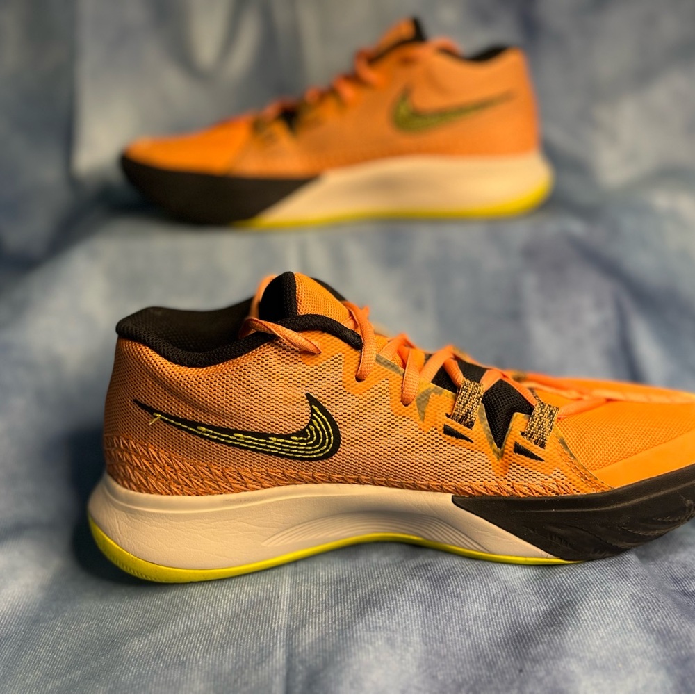 Nike Kyrie Flytrap 6 - image 2